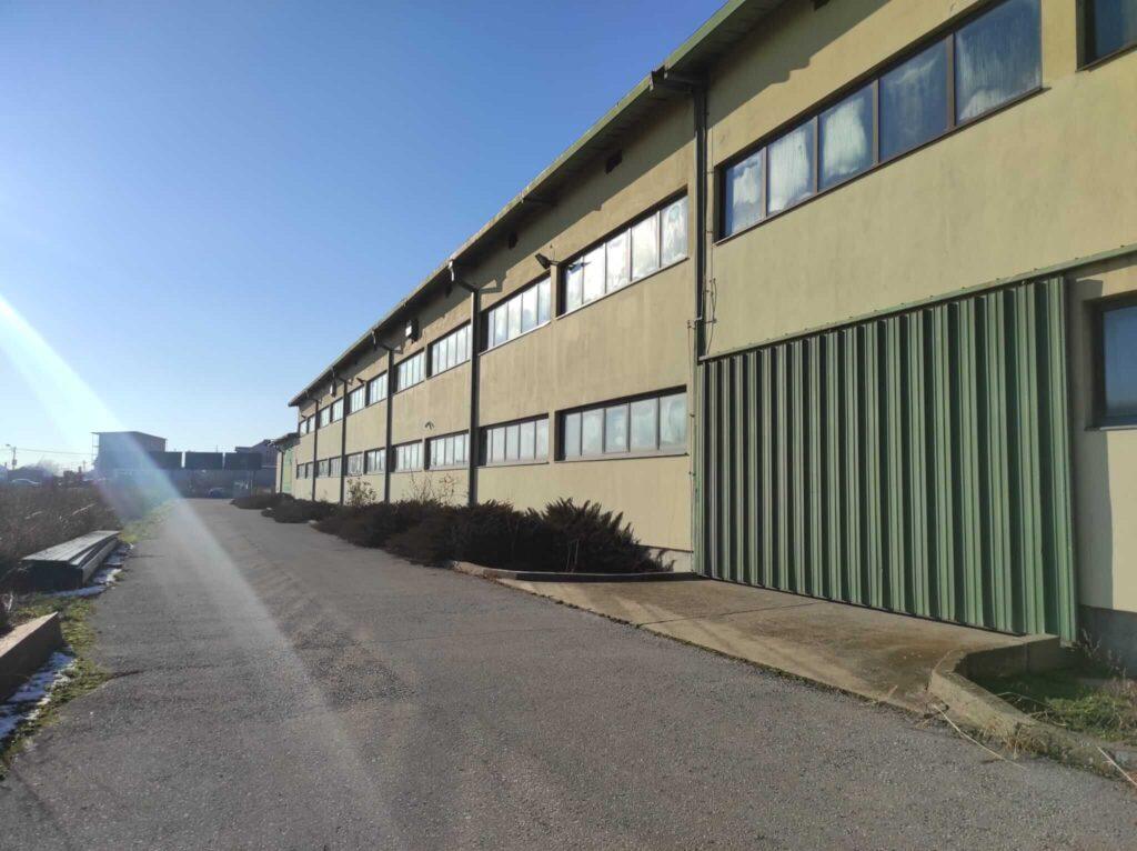 Izdavanje magacina Palilula – poslovno-skladišni objekat 3.480 m² u Borči