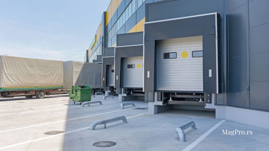Moderne logističke hale – analiza cena zakupa magacina po m² u Srbiji (2025).