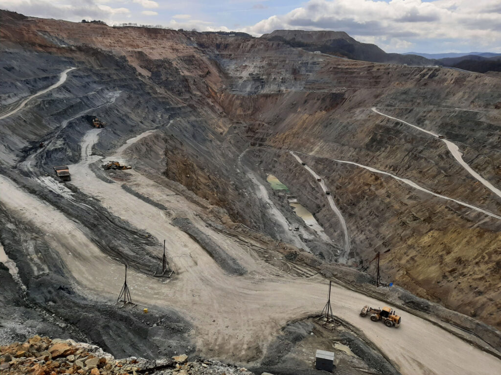 izdavanje magacina Bor industrijske zone