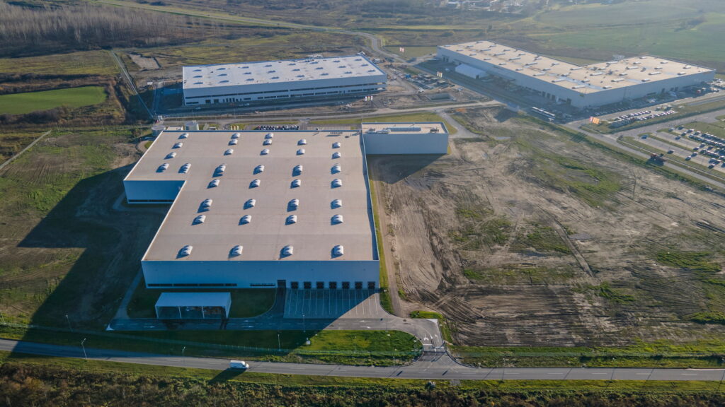 Izdavanje magacina Čenej – industrijska zona Novi Sad