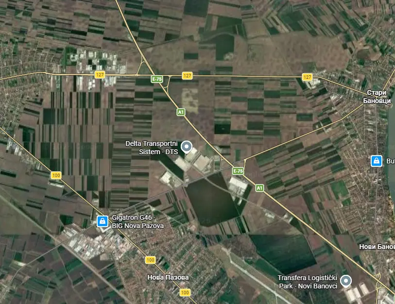 Satelitski snimak industrijskog zemljišta uz autoput E-75 kod Nove Pazove