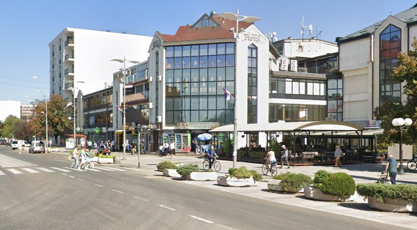 Indjija-industrijski-grad-magacini-hale.jpg